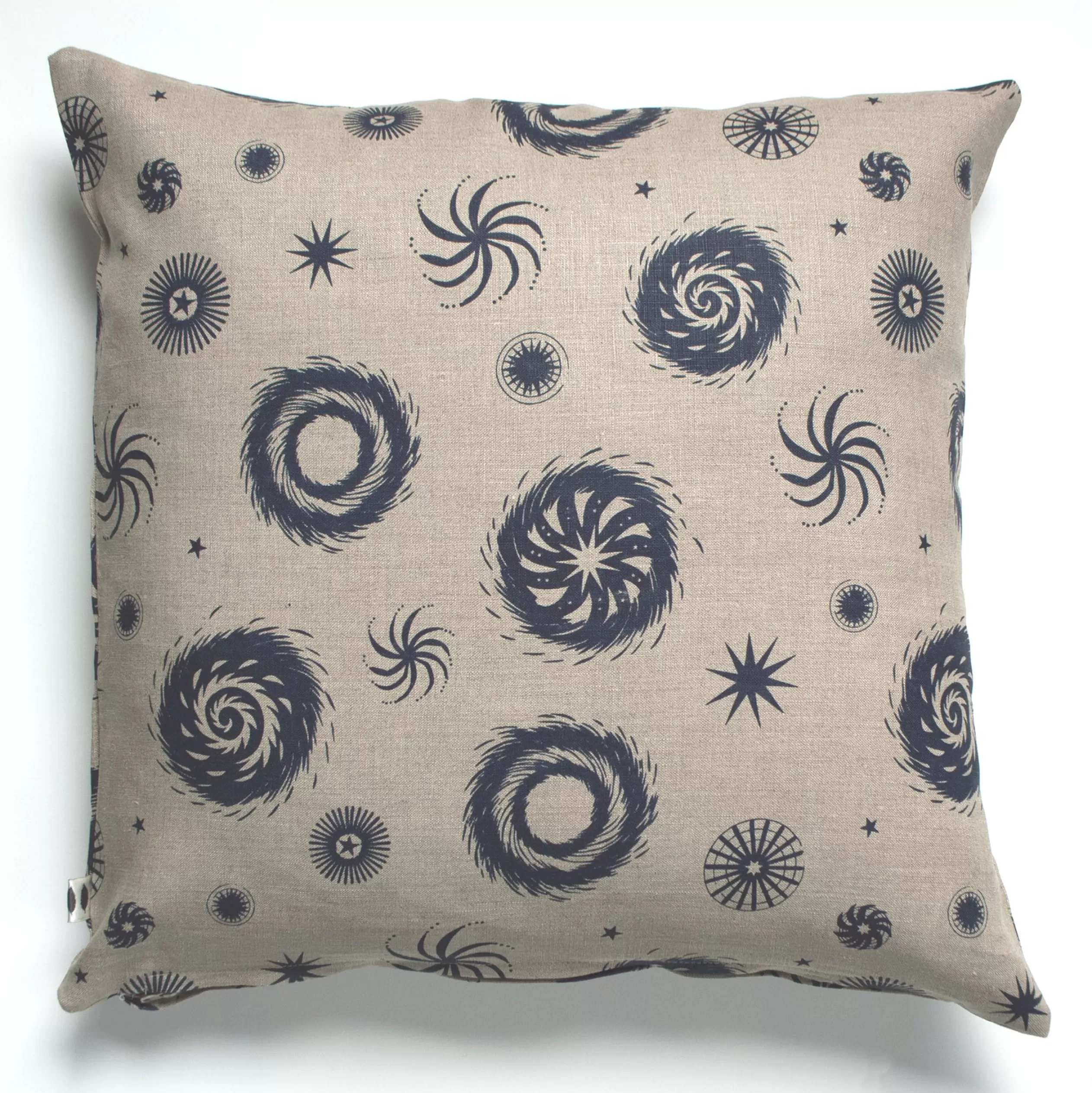 Navy On Natural Fireworks Cushion Cover<Banquet Workshop Hot